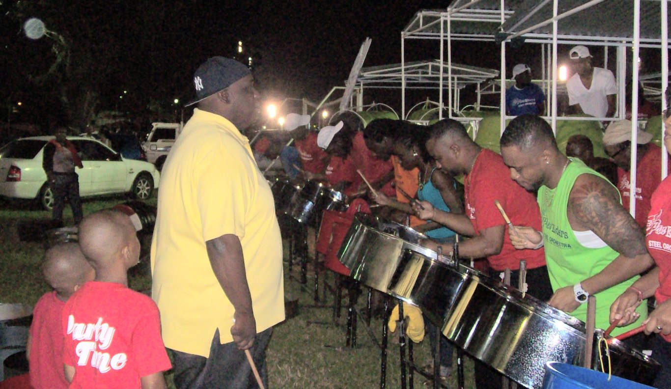 84_SC-Med_Pan Elders_A full front line_20150125_tobagojo@gmail.com_100_5099B_col2_1366w_792h.jpg